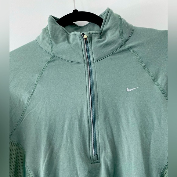 Nike Fit Dry Women's 1/2-Zip Running Top - Picture 6 of 7
